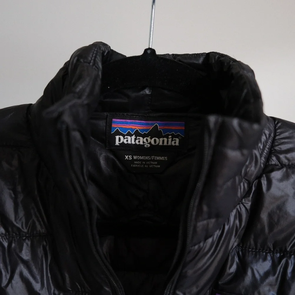 Reformation x Patagonia puffer jacket - Picture 3 of 4